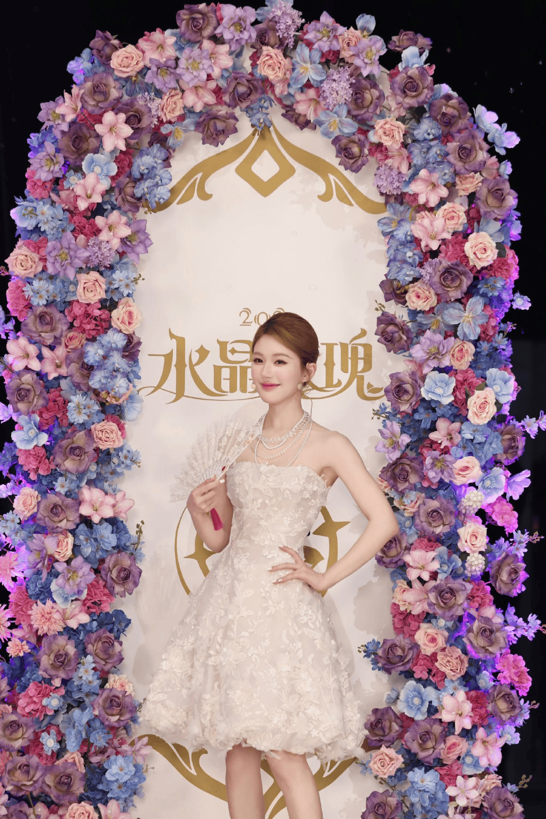 LOL手(shǒu)游老友记：看手(shǒu)游如何把明星變(biàn)成玩家的峡谷邻居