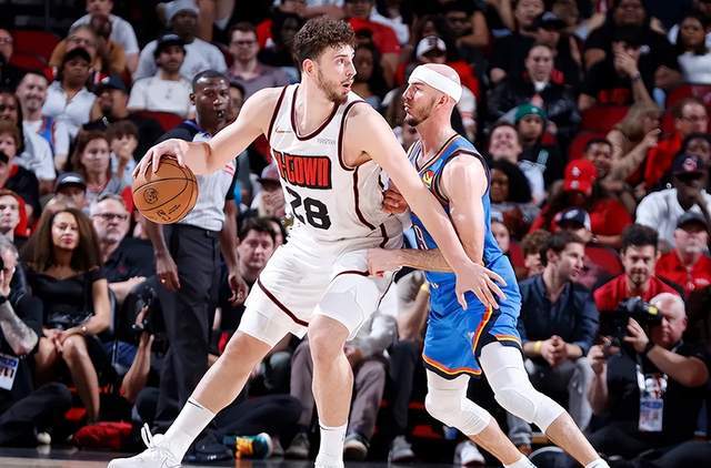 恩怨局拉满！杜兰特携火箭回俄城 “复仇”，雷霆颁奖夜能防住吗？