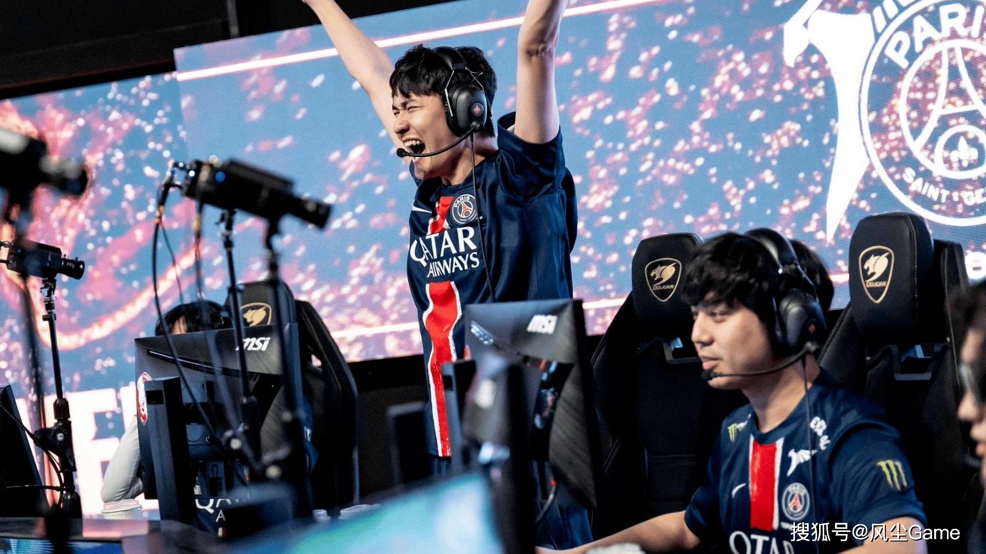 LOL全(quán)华班晋级世界(jiè)赛！Karsa泪灑(sǎ)赛场，FoFo：我真的有(yǒu)罪？