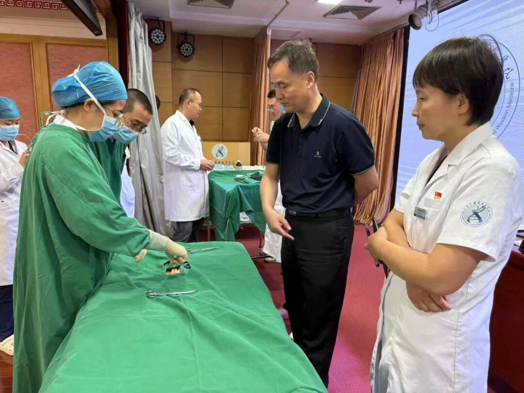 【本院新闻】北京中西医结合医院成功举办手术医师临床思维及基本技能操作比赛