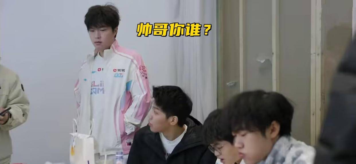 LOL冠军中单转去打DOTA!最新消息爆料LCK更换主场,常规赛在越南举行